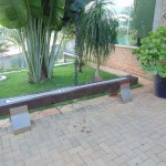 Banco Dormente com Alumínio Largura: 45 cm | Altura: 45 cm | Comprimento: 280 cm | Material: Inox , Madeira e Perfil alumínio